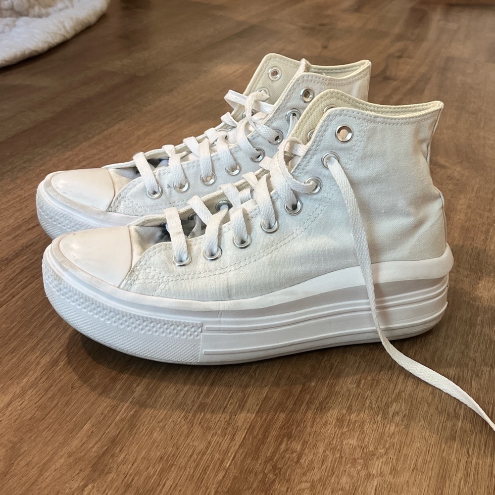 Women’s White Platform Converse All Star Move Shoes